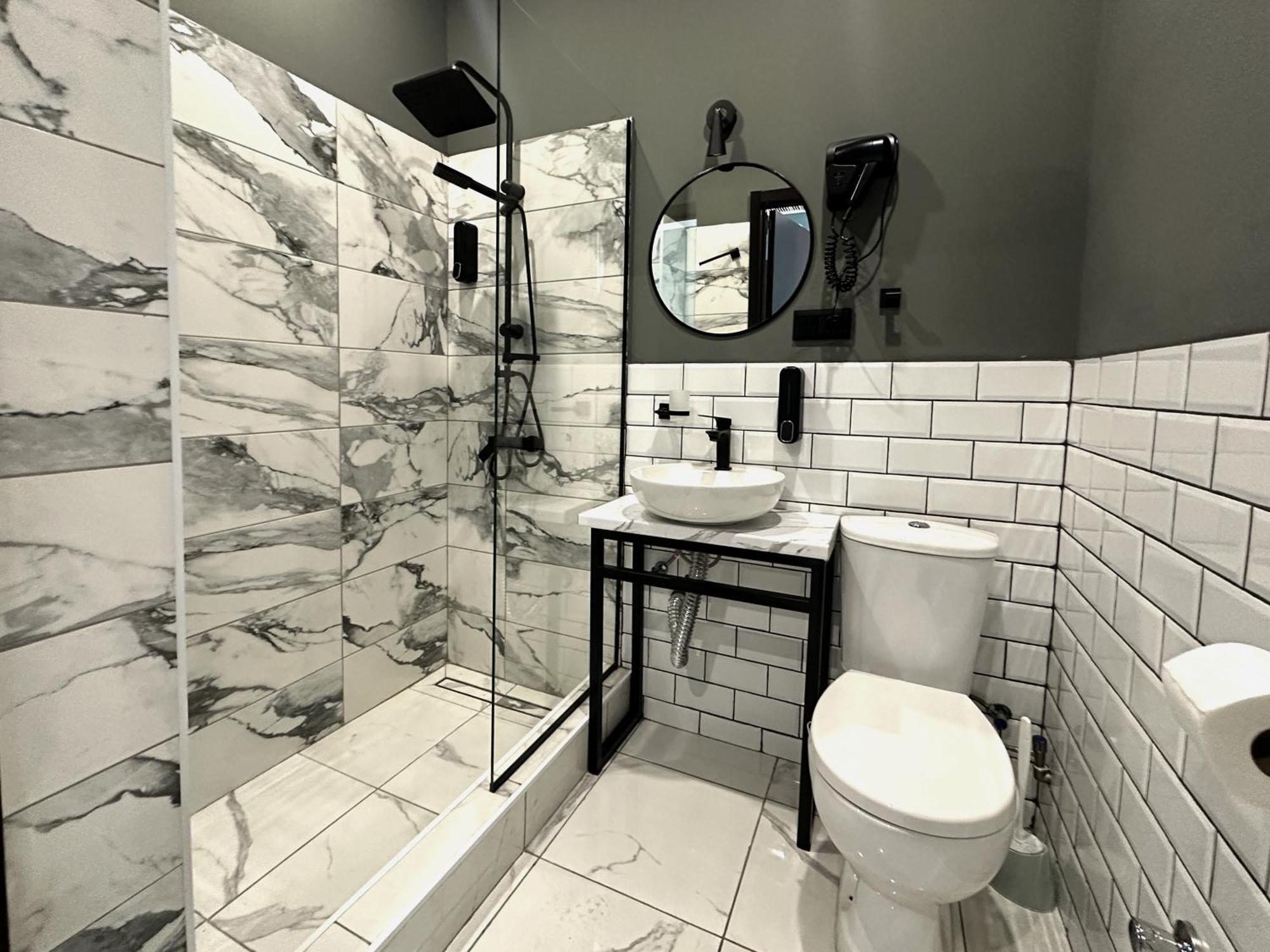 Route Hotel Тбилиси Экстерьер фото