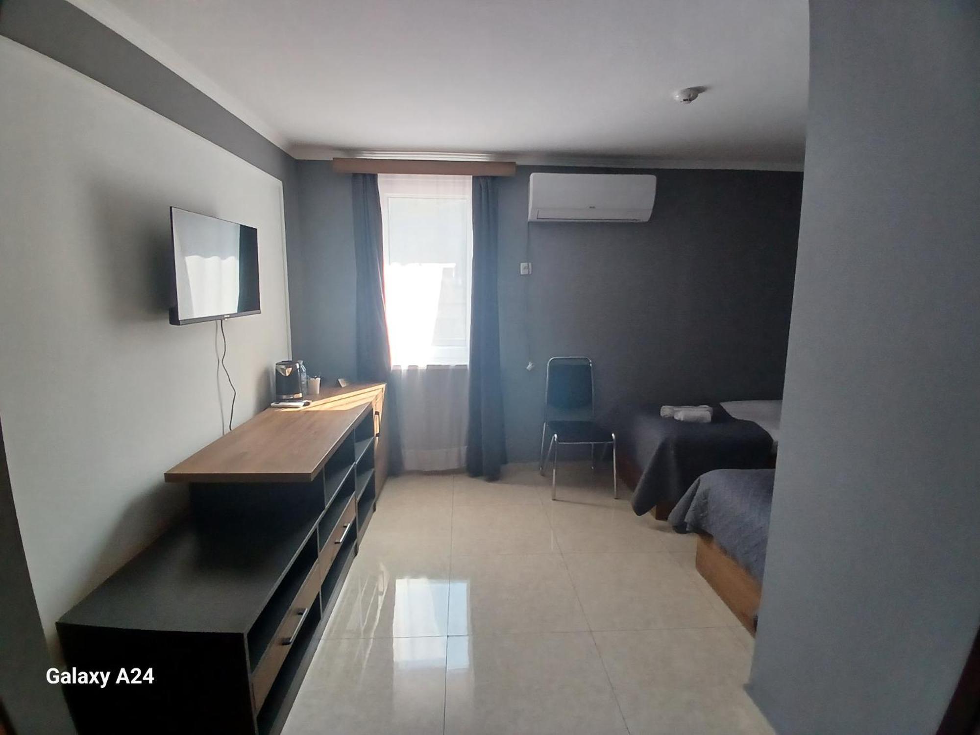 Route Hotel Тбилиси Экстерьер фото