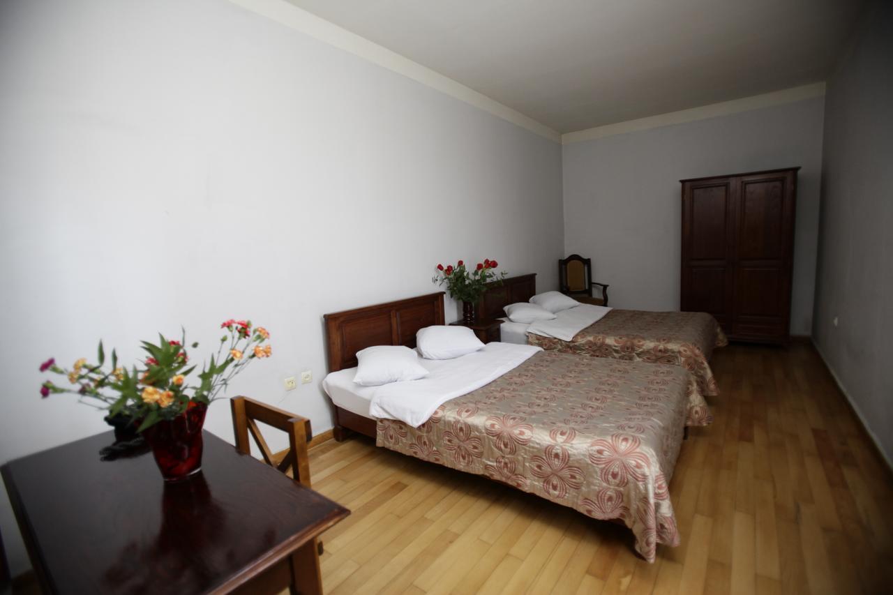 Route Hotel Тбилиси Экстерьер фото