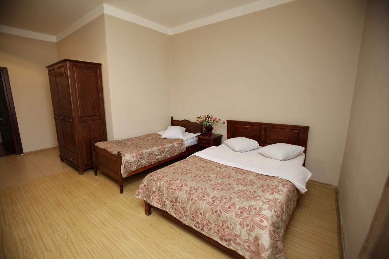 Route Hotel Тбилиси Экстерьер фото