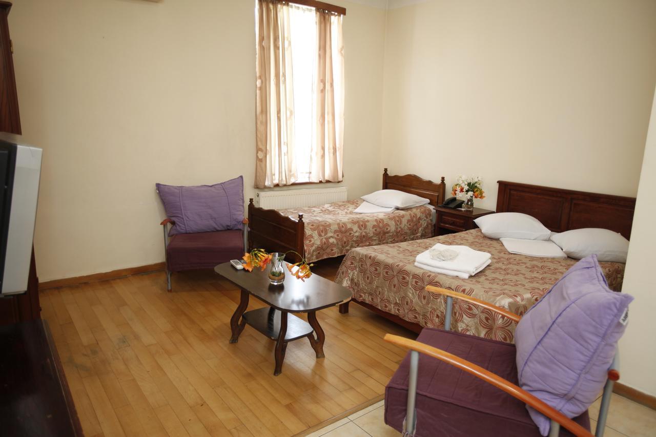 Route Hotel Тбилиси Экстерьер фото