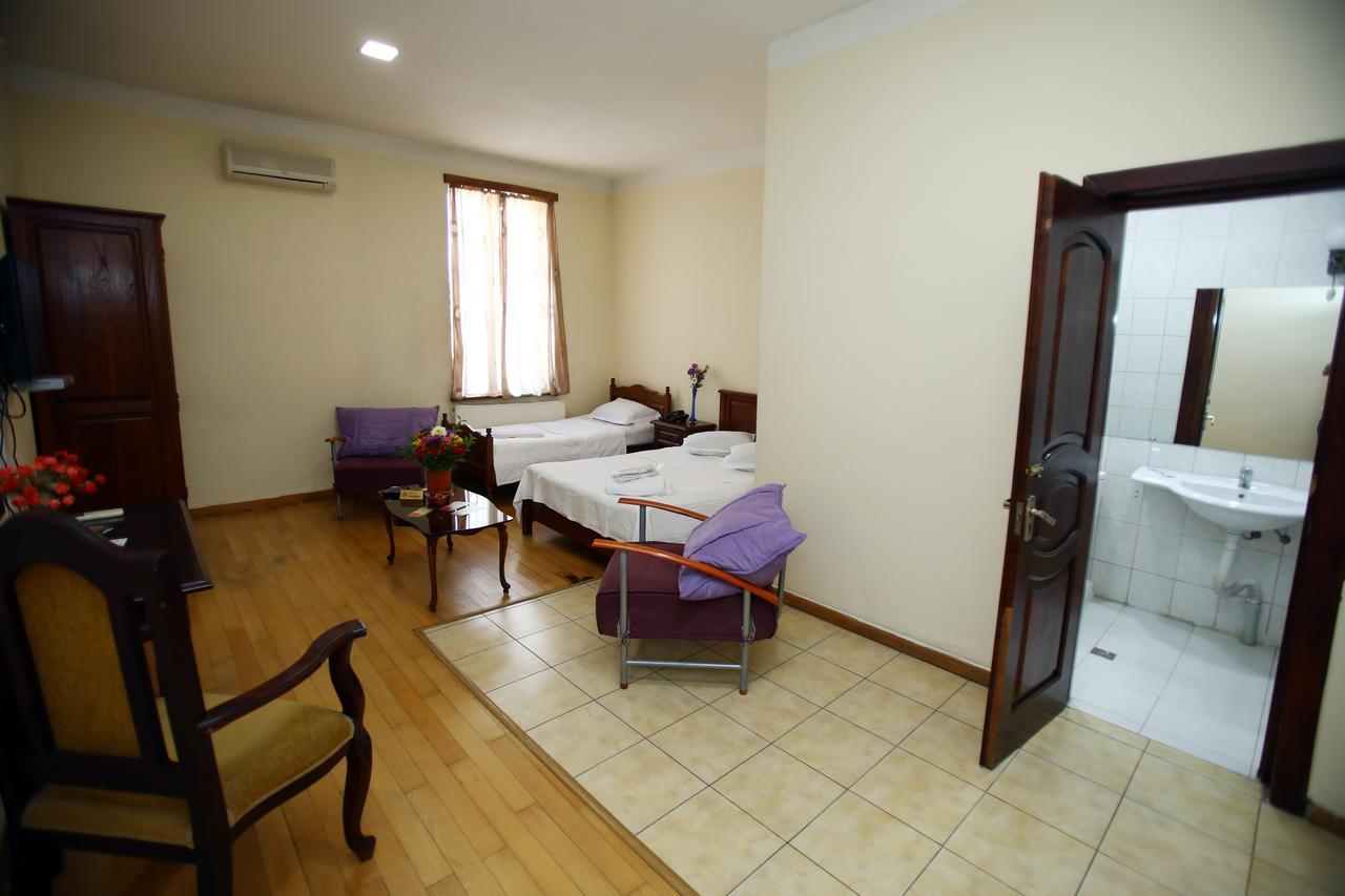 Route Hotel Тбилиси Экстерьер фото